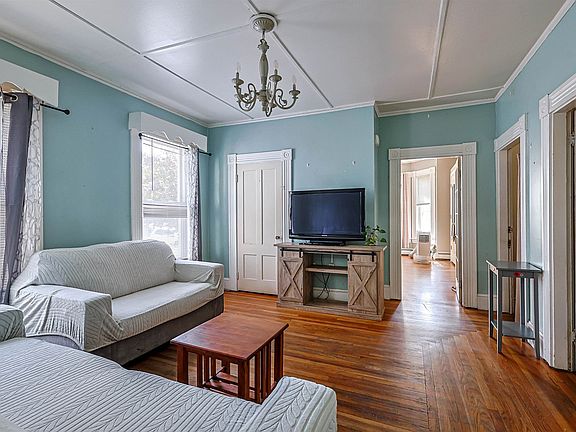 3rd image of 418 Central Street