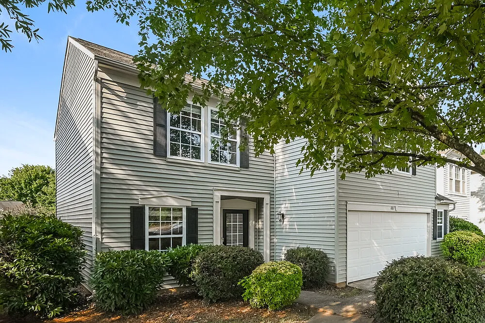 3 bed, 2.5 bath, 1997 sqft, $1,930 — Photo 4