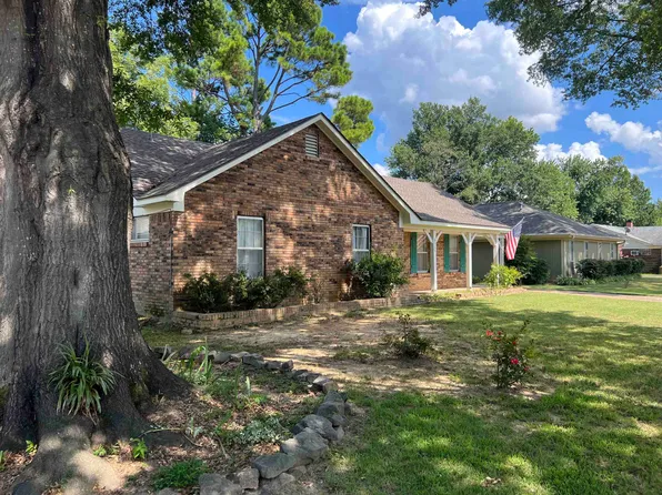 3956 Laurelhill Ln, Bartlett, TN 38135