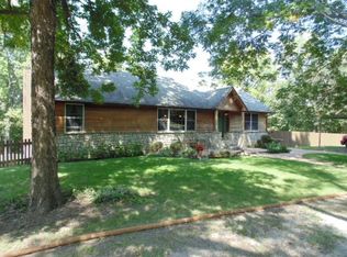 30100 W 82nd Pl, De Soto, KS 66018