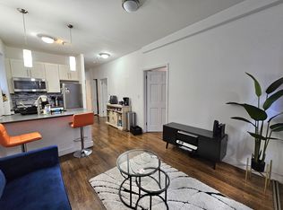 311 W 113th St #1B, New York, NY 10026