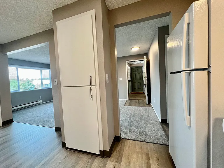 Forest Park Apartments — Photo 17
