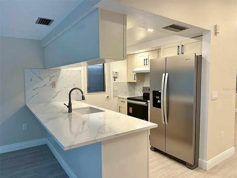 4420 Sawgrass Blvd — Photo 13