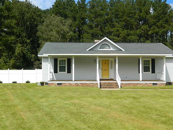 5th image of 4907 College Lake Dr