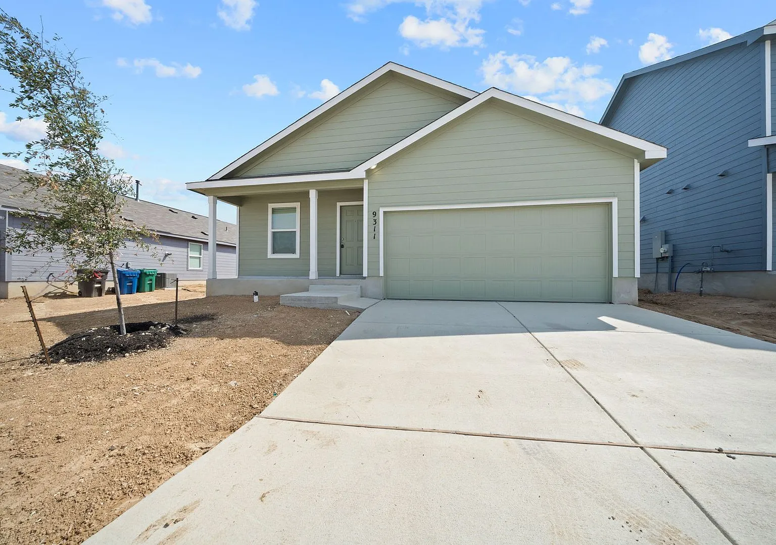 3 Bedroom/2 Bath Crescent Hills Subdivision — Photo 2