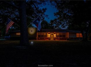 23 Casper Pl, Hilltop Lakes, TX 77871