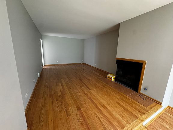 5th image of 786 Greenwood Rd