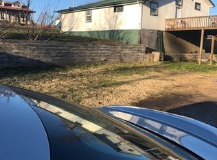 1919 N Main St, Tennessee Ridge, TN 37178