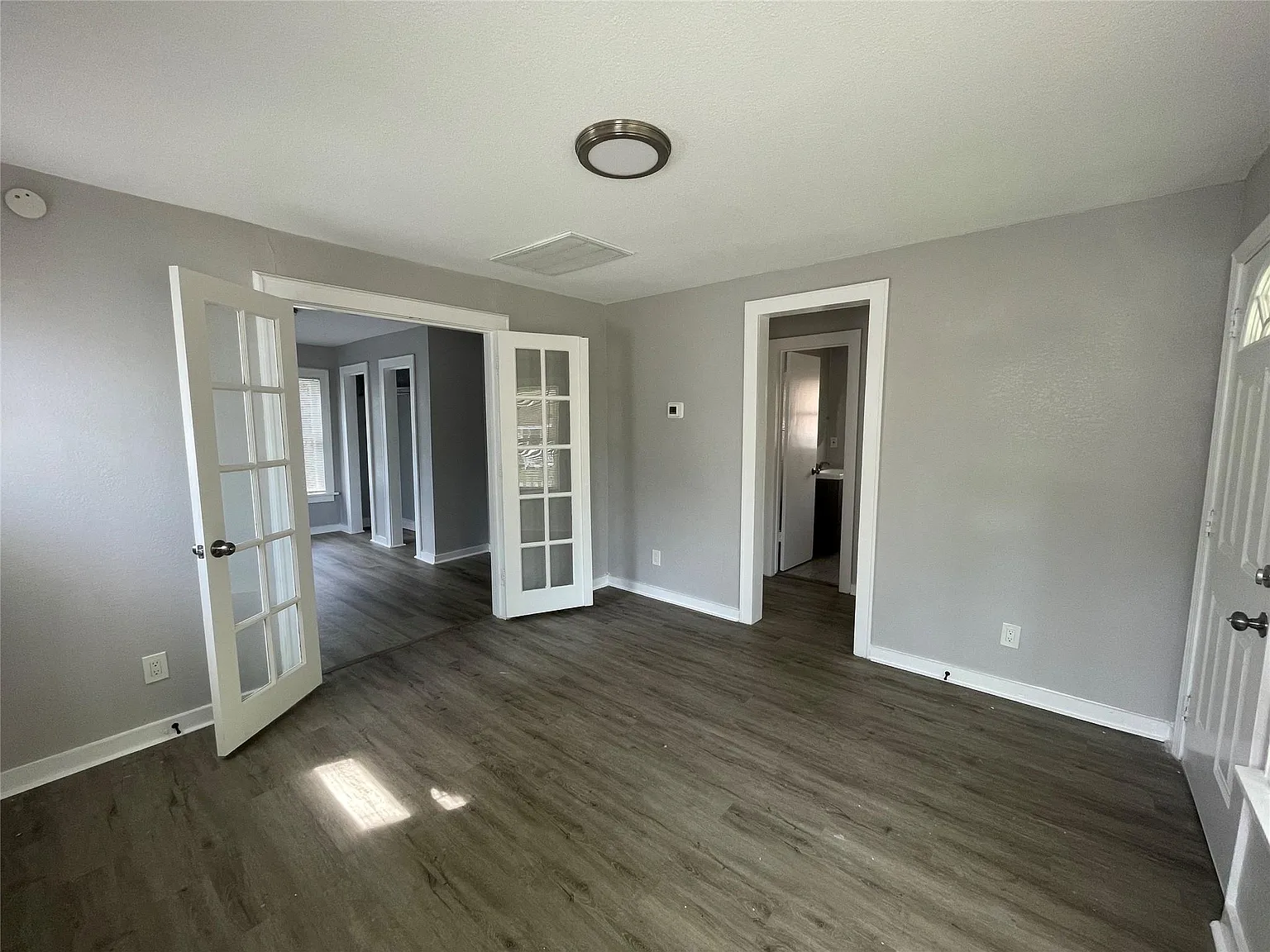 2 bed, 1.0 bath, 624 sqft, $1,450 — Photo 4
