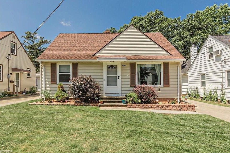 1st image of 1576 Parker Dr