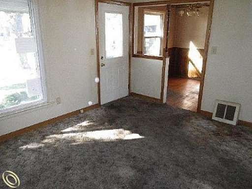 5th image of 3579 21st St