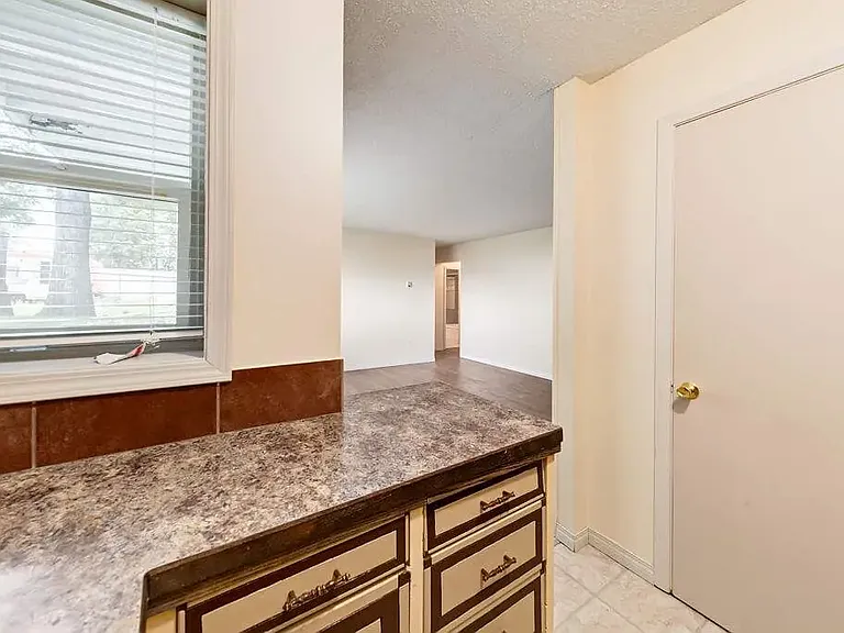 4514 48th Ave #12 — Photo 9