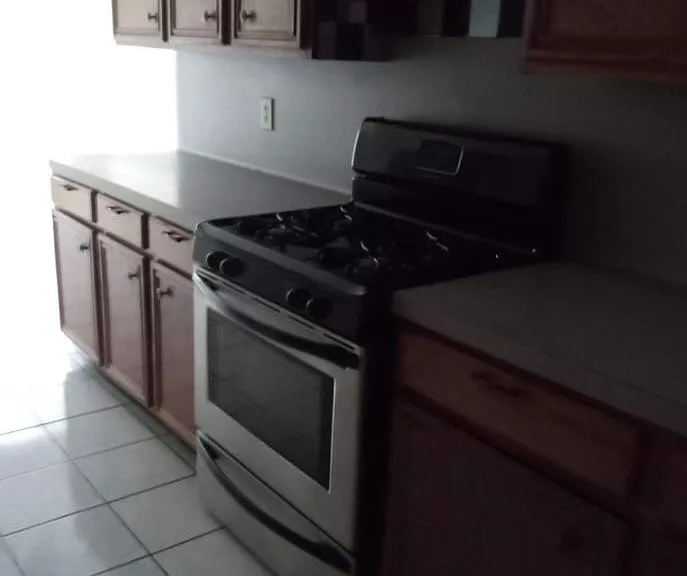 8406 Leafdale Dr — Photo 5