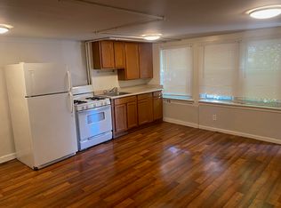 925 N 104th St, Seattle, WA 98133