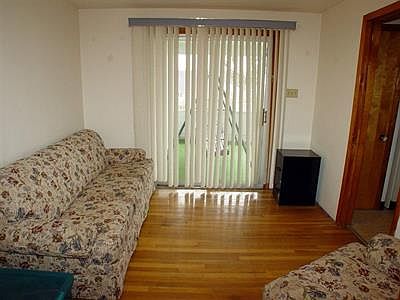 3rd image of 3820 Marlamont Way