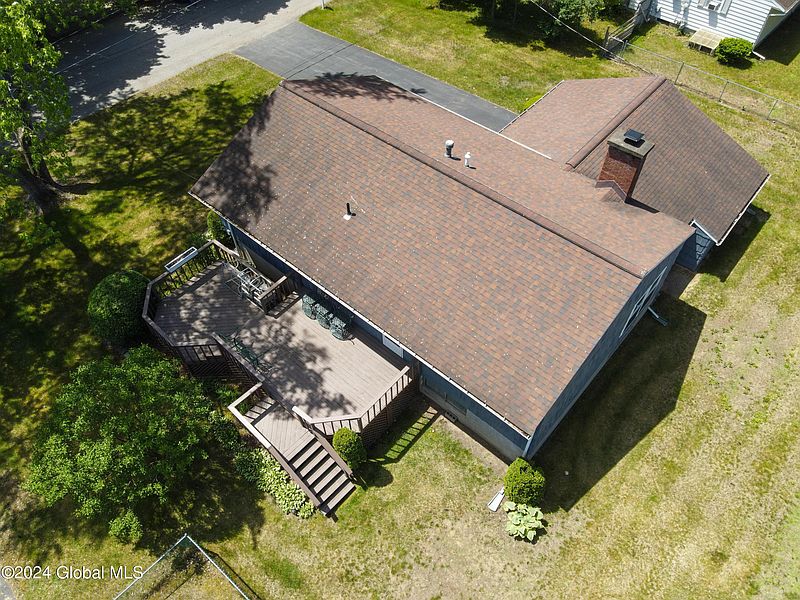 4th image of 6 Glenwood Drive