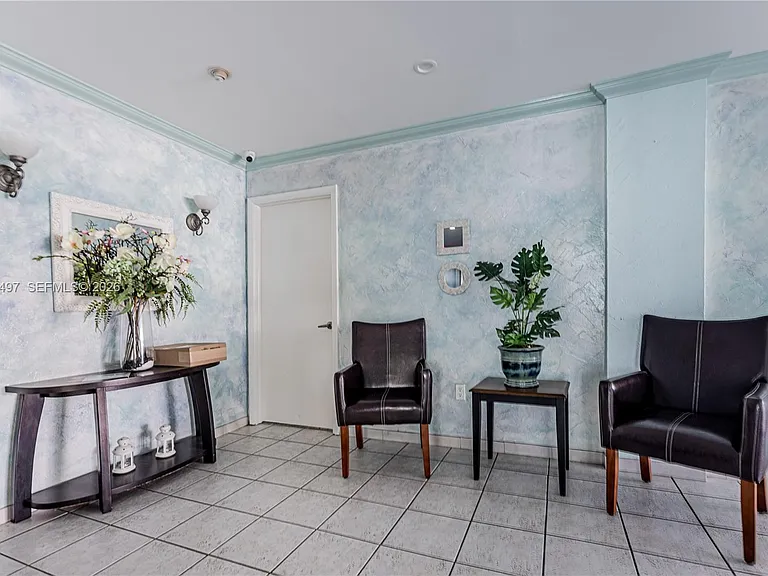 8340 Harding Ave #201 — Photo 35
