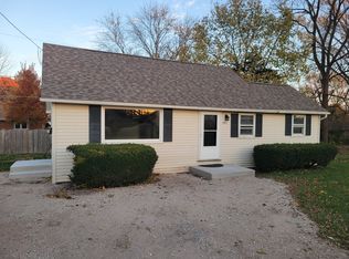 1403 N Division St, Morris, IL 60450