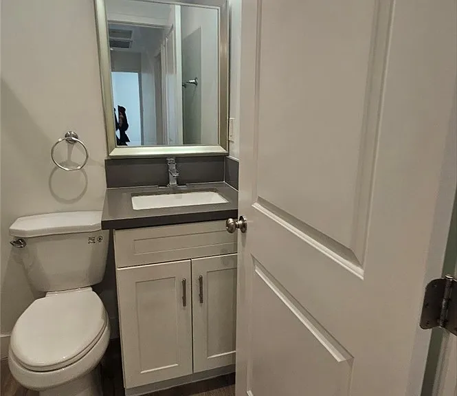 10962 1/2 Avalon Blvd — Photo 49