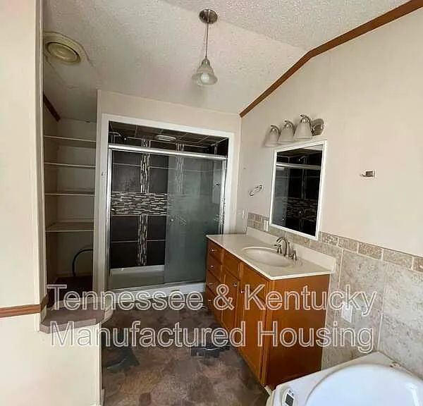 201 Cumberland Ln — Photo 4