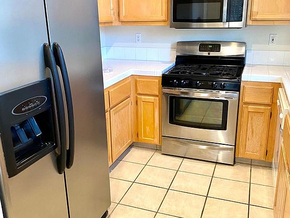 5th image of 3605 Jasmine Cir