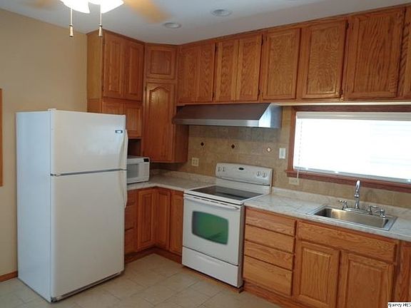 Home for Sale in Quincy, IL $98,900
