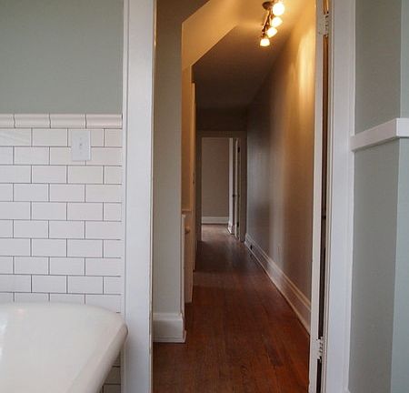 5th image of 1820 E Lakeview Ave