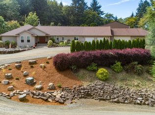 33678 Perkins Ln, Warrenton, OR 97146