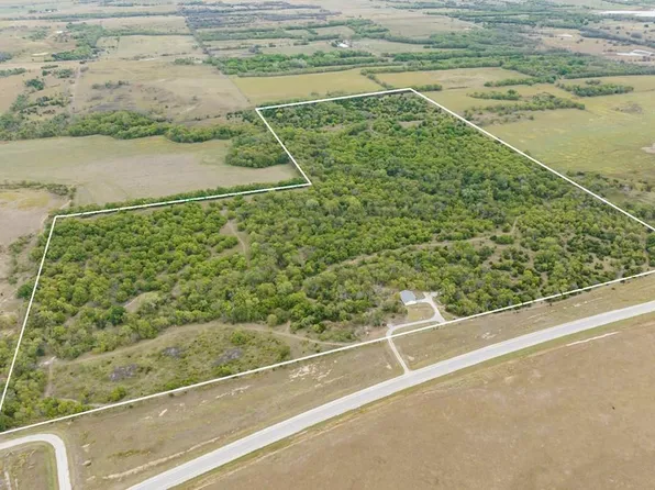 1678 State Highway 99, Howard, KS 67349