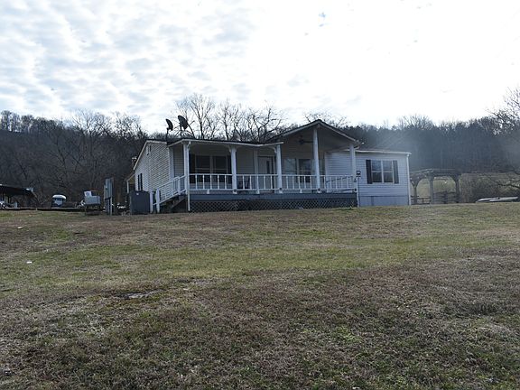 3rd image of 2491 Brooks Bend Ln