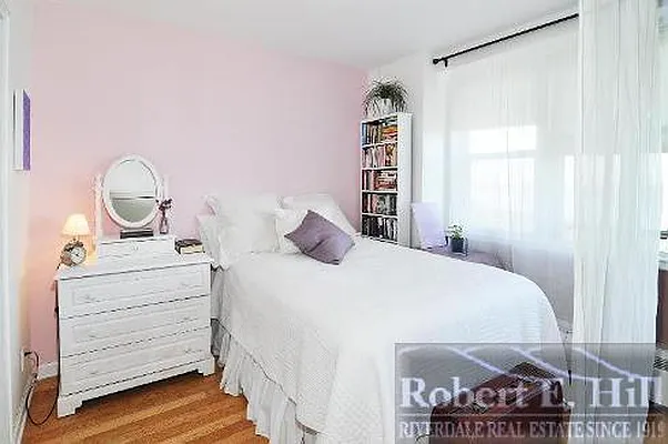 Sold by Robert E. Hill  | media 19