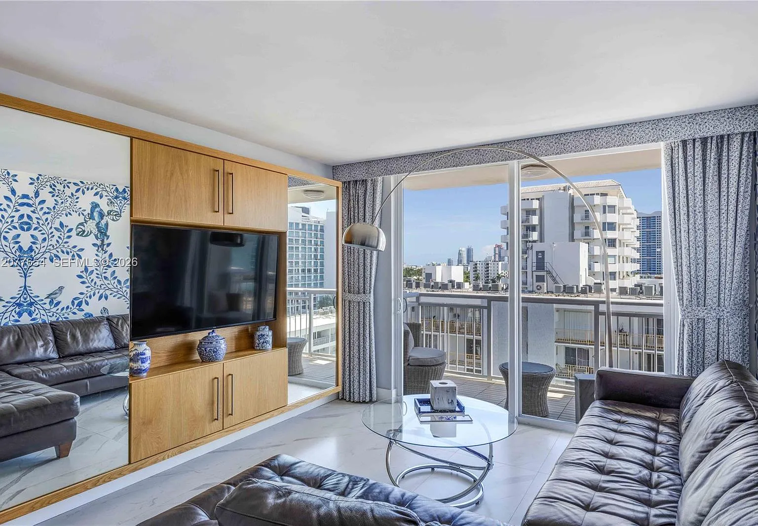 Bayview Condo — Photo 4