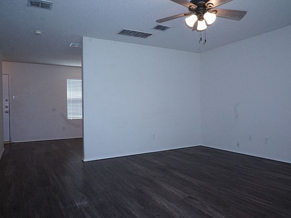 4th image of 4924 Parkview Hills Ln