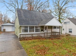 1772 Hanover St, Cuyahoga Falls, OH 44221