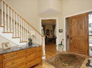 327 E North Ave, Lake Bluff, IL