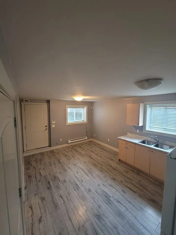 2 bed, 750 sqft, $1,550 — Photo 2