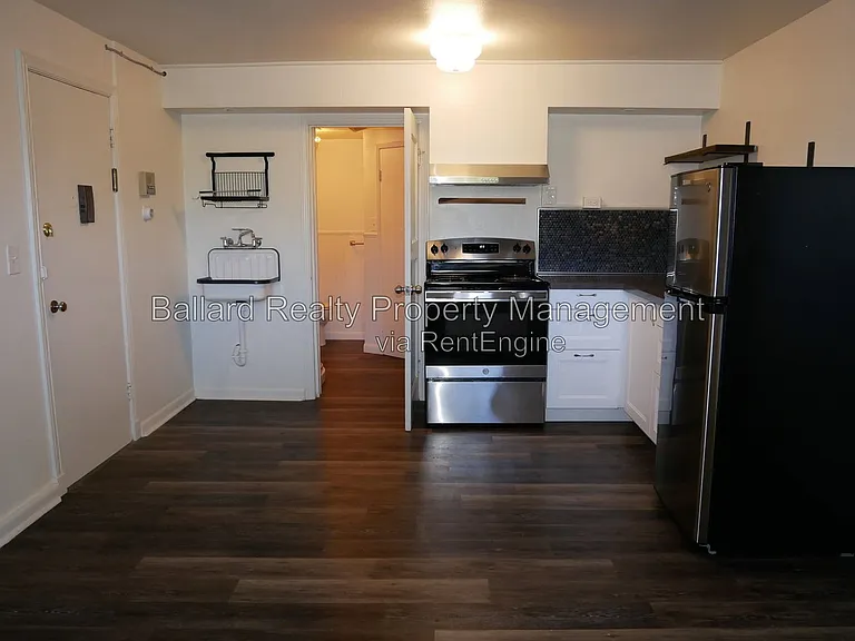 171 Boston St #A — Photo 4