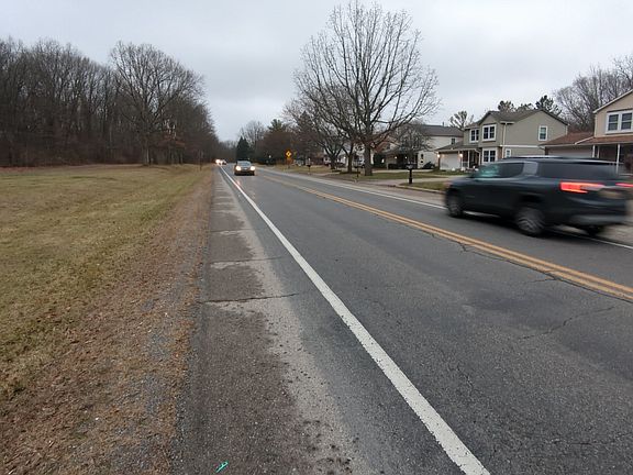 5th image of 8203 S Huron River Dr