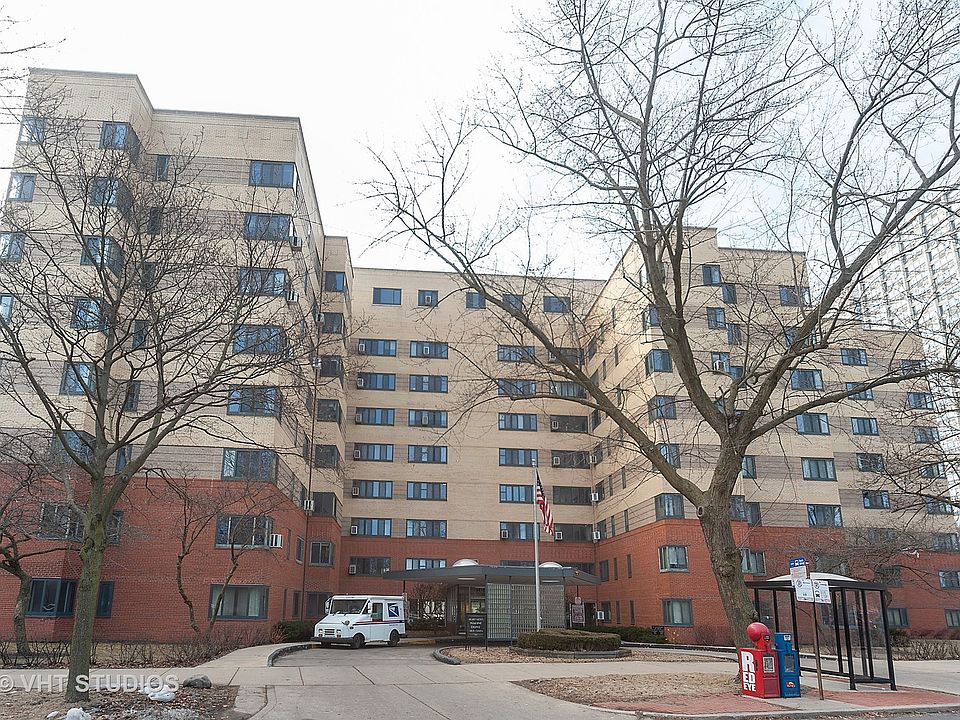 1st image of 5048 N Marine Dr #A9