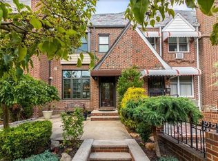 8849 Rutledge Ave, Ridgewood, NY 11385