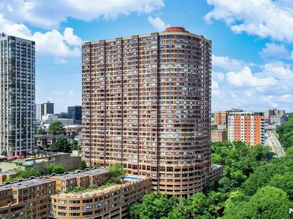 100 Old Palisade Rd APT 1813, Fort Lee, NJ 07024