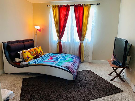 Master bed room with walking closet