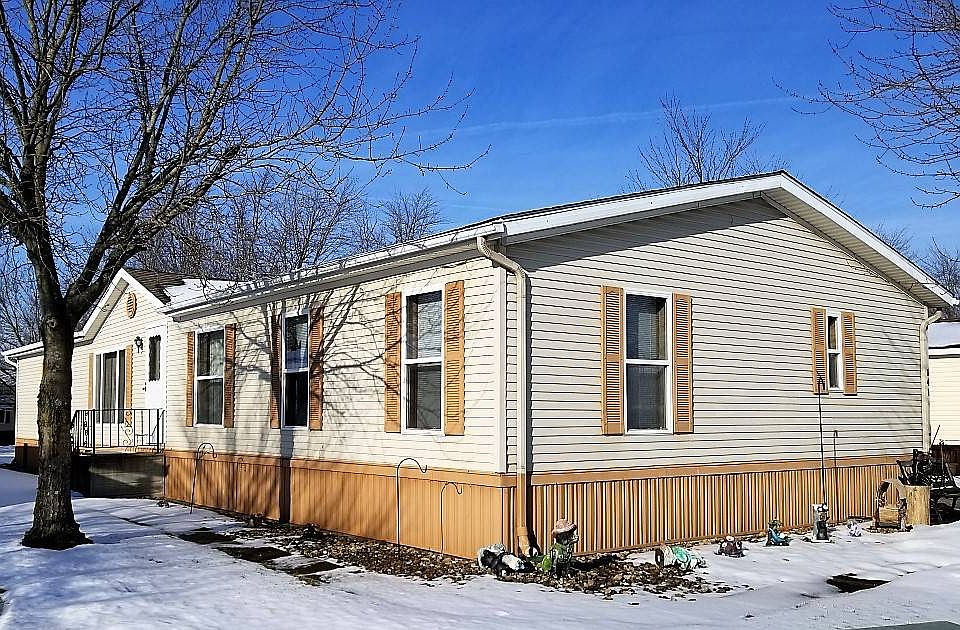 1st image of 141 Island Dr