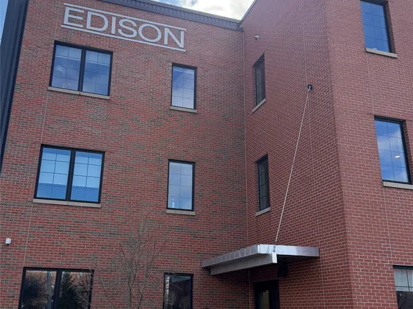 450 SW 7th St #305, Des Moines, IA 50309