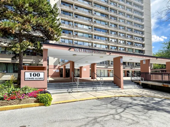 100 Leeward Glenway #411, Toronto, ON M3C 2Z1