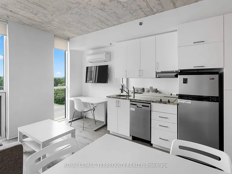 1900 Simcoe St N #703 — Photo 13