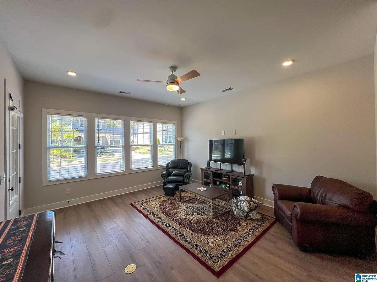 Building Photo - 4740 Arden Way