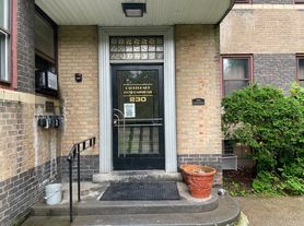 230 Farmington Ave