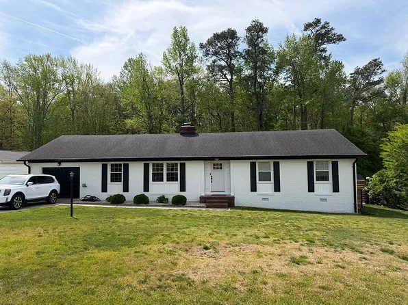 1621 Ronald Dr, Suffolk, VA 23434