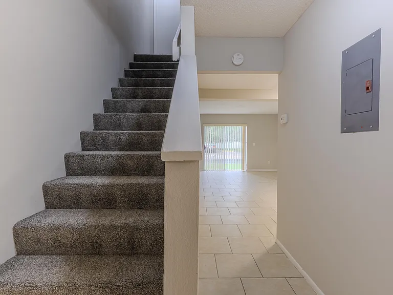 163 Bowie Ln #C — Photo 6